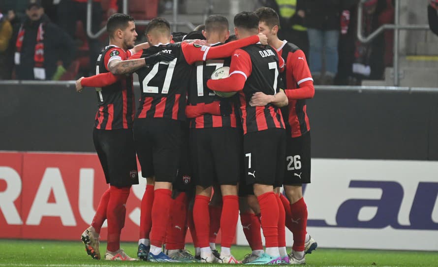 Futbalisti Spartaka Trnava prehrali vo svojom poslednom domácom zápase v Európskej konferenčnej lige 2023/24 s Ludogorcom Razgrad 1:2. ...