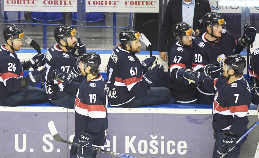 Hokejisti HC Slovan Bratislava zdolali v nedeľnom 24. kole Tipos extraligy domáce HC 19 Humenné 5:1.