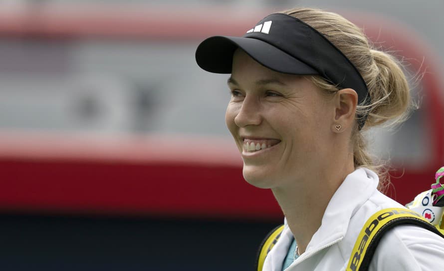 Dánska teniska Carolina Wozniacka (33) dostala voľnú kartu na úvodný grandslam sezóny Australian Open (od 14. do 28. januára). Šampiónka ...