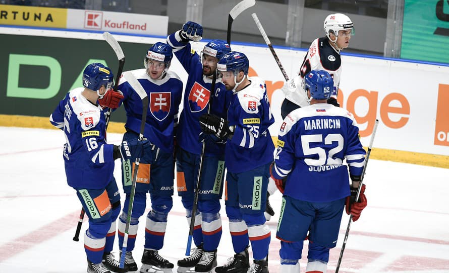  Slovenskí hokejisti zvíťazili vo svojom prvom zápase na domácom turnaji Kaufland Cup nad Nórskom hladko 9:0. Dosiahli tak najvyššie ...