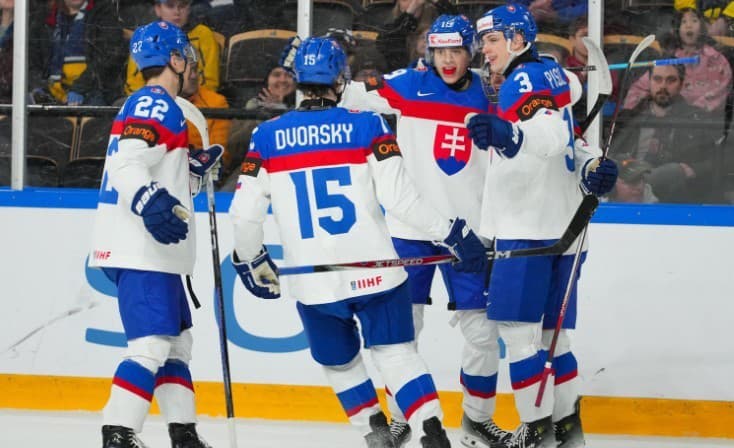 Zlý začiatok, skvelý koniec! Slovenskí hokejisti do 20 rokov podľa očakávania zdolali v treťom zápase svetového šampionátu v základnej ...