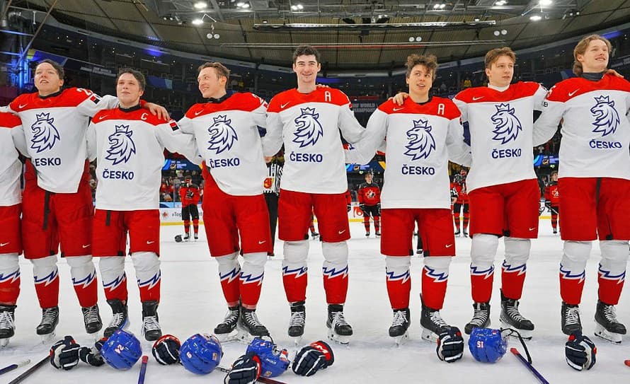 Hokejisti Česka získali na MS hráčov do 20 rokov vo Švédsku bronzové medaily.