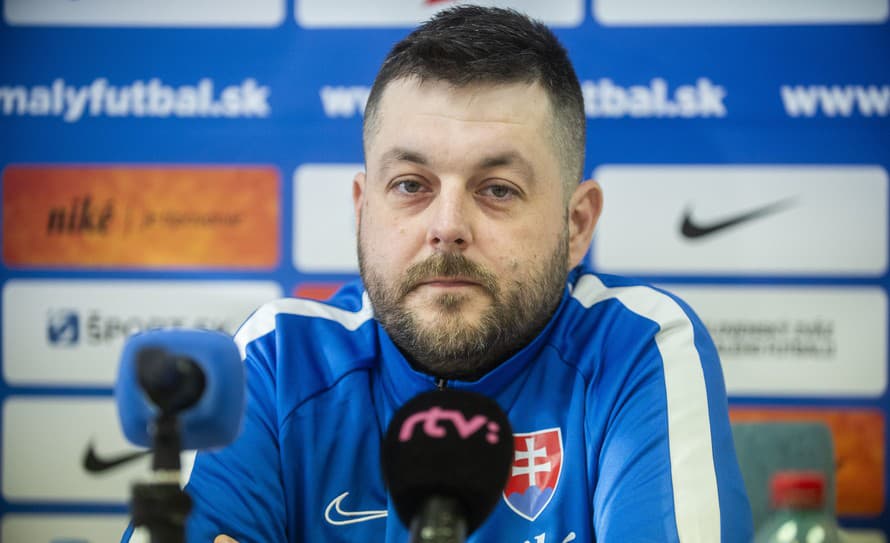 Slovenská reprezentácia malého futbalu oznámila meno nového reprezentačného trénera, ktorým bude Peter Barnišin (36).