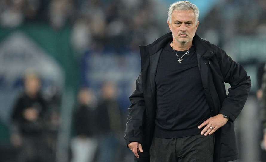 Slávny tréner José Mourinho (60) by už čoskoro mohol viesť nový tím. Pár dní po tom, čo bol portugalský kouč vyhodený z AS Rím, sa údajne ...