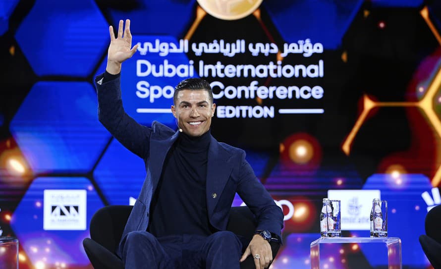 Portugalský futbalista Cristano Ronaldo v piatok na udeľovaní ocenení Globe Soccer Awards v Dubaji uviedol, že saudskoarabská Pro League ...