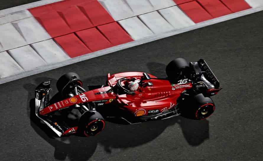 Vedenie tímu Ferrari oznámilo vo štvrtok predĺženie zmluvy s pilotom F1 Charlesom Leclercom (26), nešpecifikovalo však jeho dĺžku. Informovala ...