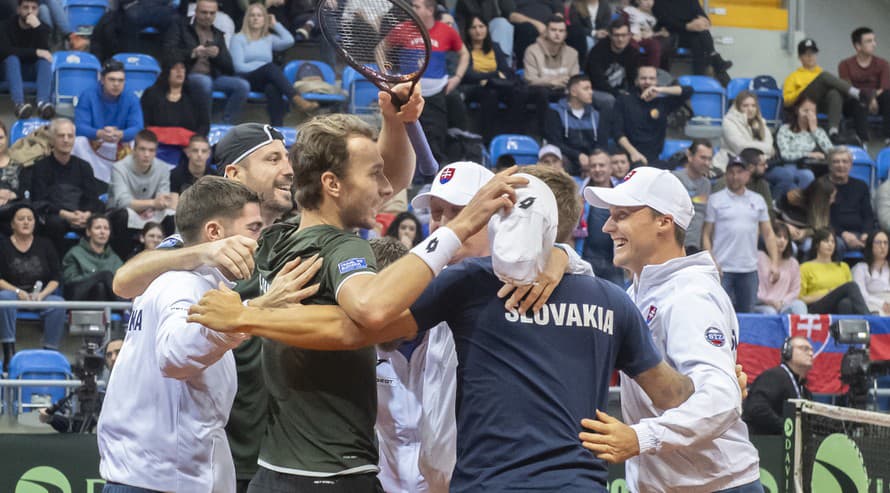 To by ale bola bomba! Po nedávnom úspechu slovenských tenistov v Davisovom pohári sa šéf nášho zväzu Miloslav Mečíř (59) nebojí snívať ...