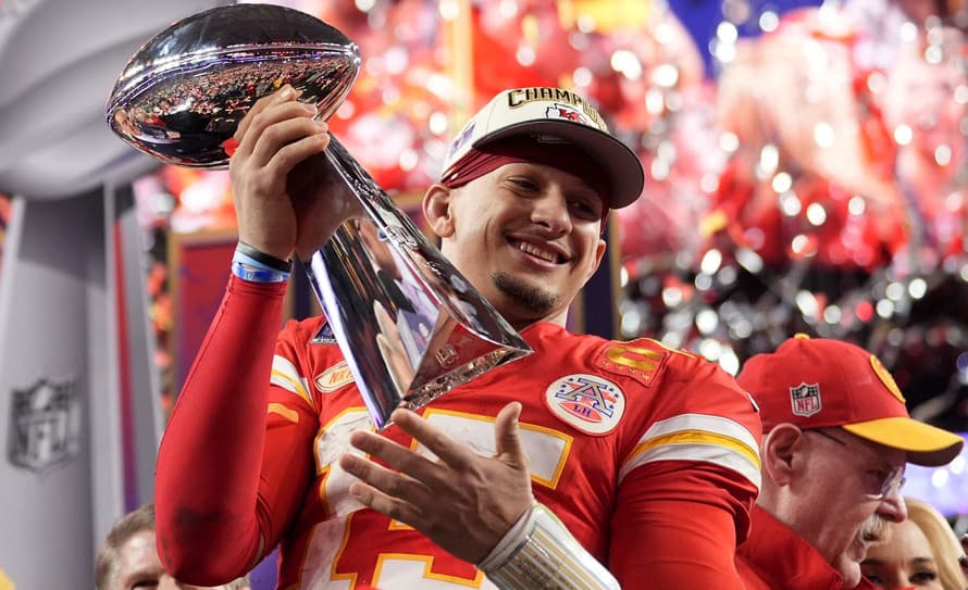Americkí futbalisti tímu Kansas City Chiefs triumfovali v 58. edícii Super Bowlu a obhájili titul z vlaňajška. Vo finálovom zápase NFL ...