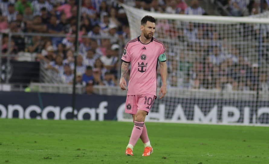 Jeden z najlepších futbalistov histórie sa dočkal poriadnej potupy! Lionel Messi (36) v priebehu tohto týždňa vypadol zo severoamerickej ...