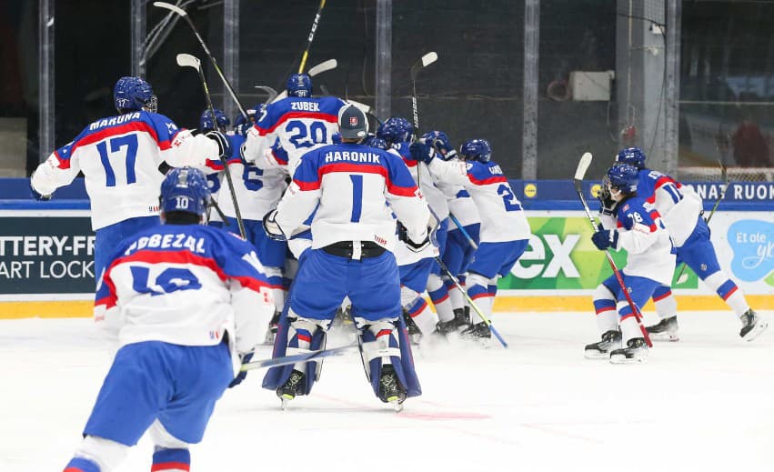 Slovenská hokejová reprezentácia do 18 rokov sa po roku opäť stretne v semifinále majstrovstiev sveta tejto vekovej kategórie s USA. 