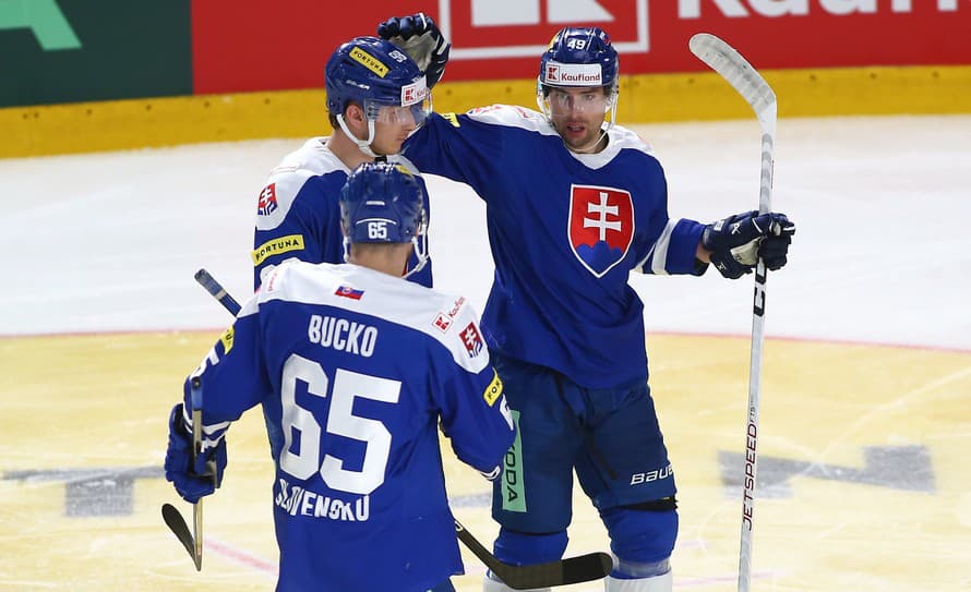 Hokejisti Slovenska zvíťazili vo svojom predposlednom prípravnom zápase pred MS nad Poľskom 6:1. 