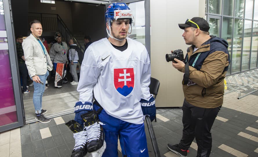 Došiel na zraz v dobrej nálade, hoci má menšie zdravotné problémy, ale verí, že ho lekári dajú dokopy. Reč je o útočníkovi českého majstra ...