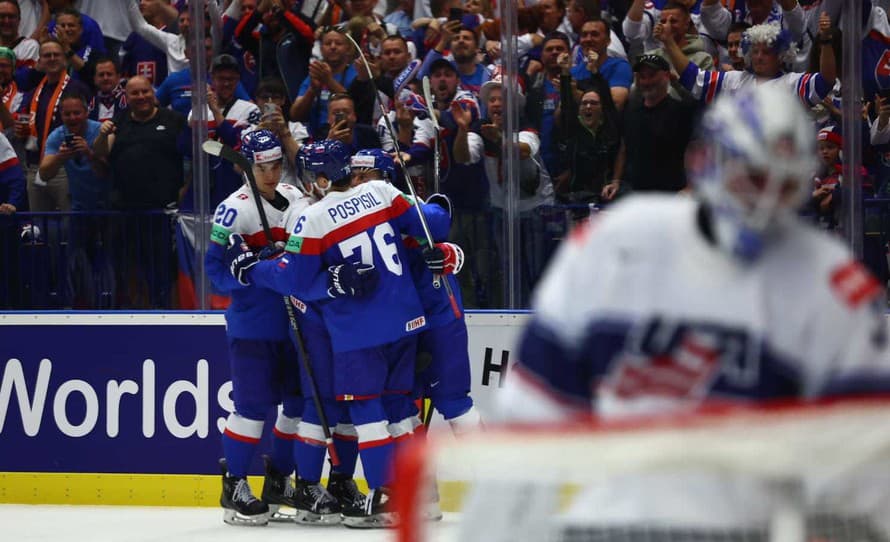 Slovenskí hokejisti nastúpili v skupine B majstrovstiev sveta v ľadovom hokeji na svoj tretí zápas. Súboj proti USA sme vám priniesli ...