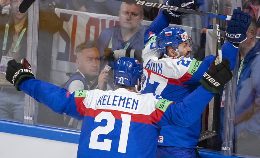 Slovenskí hokejisti vo svojom treťom vystúpení na hokejových MS 2024 nastúpili proti reprezentácii USA, ktorú po dramatickom priebehu ...