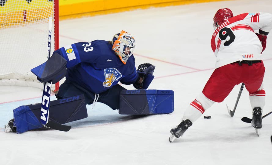 Hokejisti Fínska zvíťazili v pondelňajšom zápase A-skupiny MS v Prahe nad Dánskom 3:1. Suomi rozhodli dvoma presnými zásahmi v treťom ...