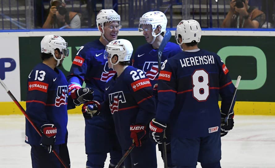V skupine B majstrovstiev sveta v ľadovom hokeji nastúpilo Lotyšsko proti USA. Zápas sme vám priniesli ONLINE.