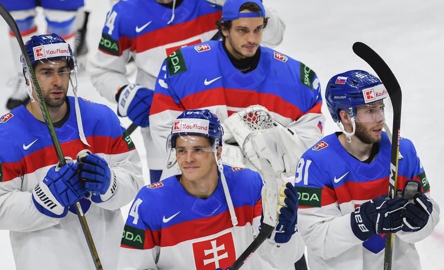 V českých i slovenských médiách sa pred pár dňami objavila správa o tom, že bratislavský Slovan získal slovenského hokejového reprezentanta. ...