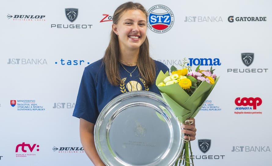 Patrí medzi naše najväčšie nádeje! Tenistka Renáta Jamrichová (16) získala na juniorskej úrovni už svoj tretí grandslamový titul, z toho ...