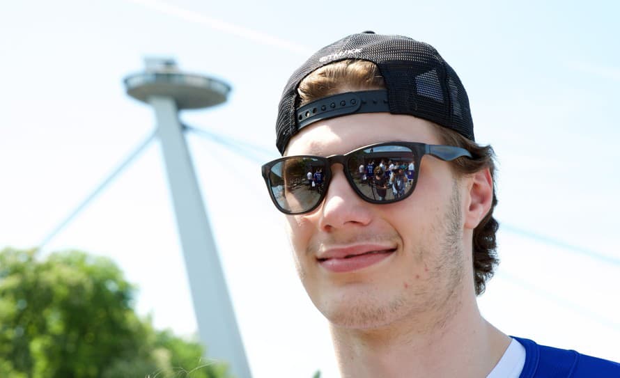 Slovenský hokejový útočník Juraj Slafkovský (20) má za sebou úspešnú sezónu v NHL aj hokejové majstrovstvá sveta. Pred začiatkom nového ...