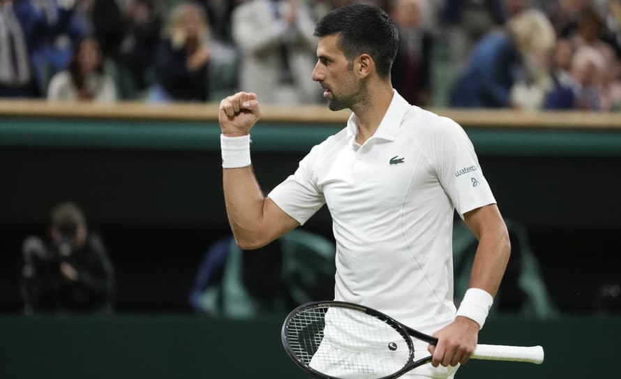 Vo finále mužskej dvojhry na grandslamovom turnaji vo Wimbledone sa rovnako ako vlani stretnú španielsky tenista Carlos Alcaraz a Novak ...