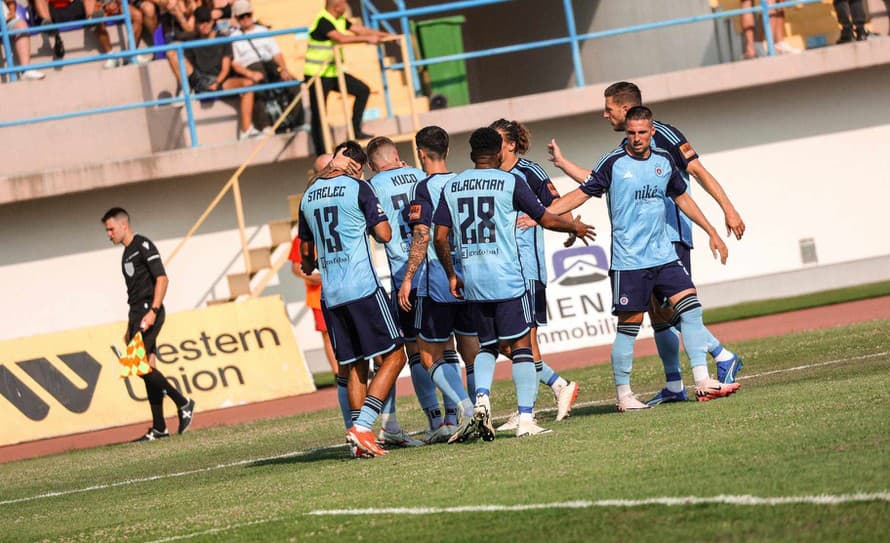 Futbalisti úradujúceho slovenského šampióna ŠK Slovan Bratislava sa v prípade postupu cez NK Celje stretnú v 3. predkole Ligy majstrov ...