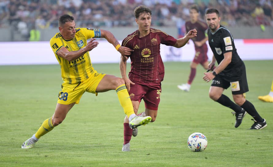 Futbalisti FC Košice remizovali v pondelňajšom prípravnom zápase s AS Rím 1:1. V stretnutí, ktoré sledoval vypredaný košický štadión ...