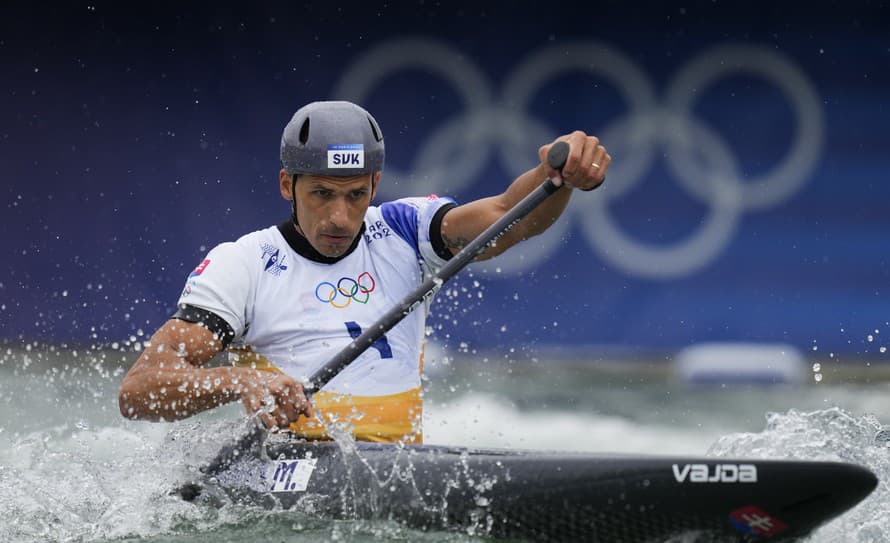 Slovenský vodný slalomár Matej Beňuš postúpil do semifinále C1 na olympijských hrách vo Francúzsku. 