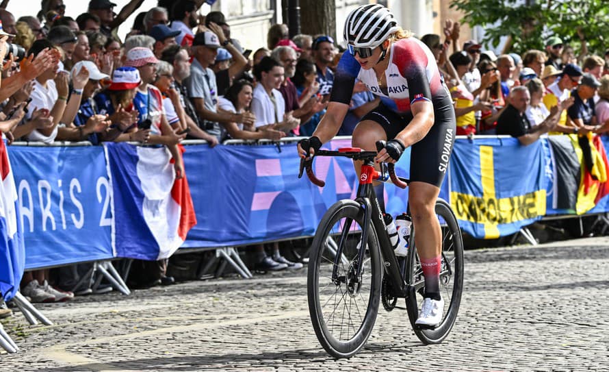 Slovenská cyklistka Nora Jenčušová priznala, že ak by zostal únik pokope, odolá pelotónu v olympijských pretekoch dlhšie. Dvadsaťdvaročná ...