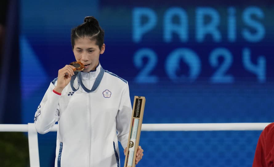 Taiwanská boxerka Lin Yu-ting zvíťazila v kategórii do 57 kg na olympijskom turnaji v Paríži. V sobotňajšom finále triumfovala nad Juliou ...