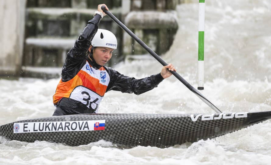 Slovenská kanoistka Emanuela Luknárová získala na MEJ v Krakove bronz v C1 do 23 rokov. S jedným dotykom, ktorý mala na tretej bráne, ...