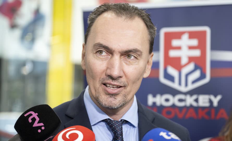 Na tlačovej konferencii bolo poriadne dusno! Účasť hráčov pôsobiacich v KHL na olympijskej kvalifikácii rozdelila verejnosť na dva tábory.