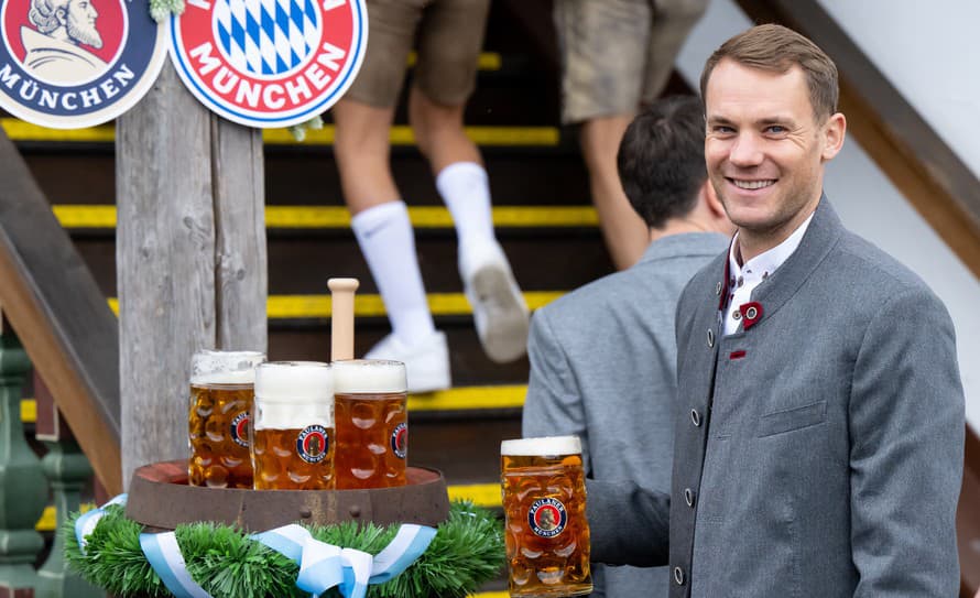 Nemecký futbalový brankár Manuel Neuer v stredu oznámil koniec reprezentačnej kariéry. Tridsaťosemročný hráč Bayernu Mníchov odchytal ...