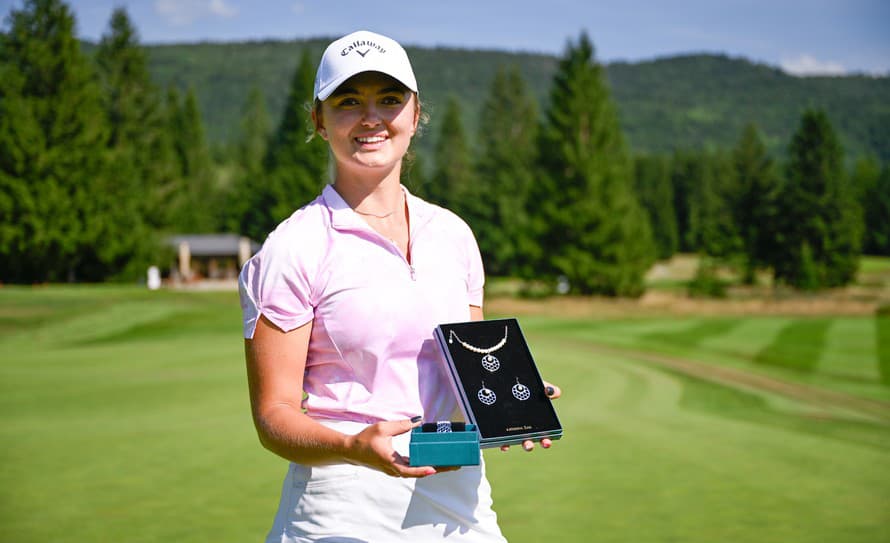 Na golfom ihrisku Gray Bear na Táľoch sa dnes skončil tretím hracím dňom profesionálny golfový turnaj Ladies Slovak Golf Open 2024. 