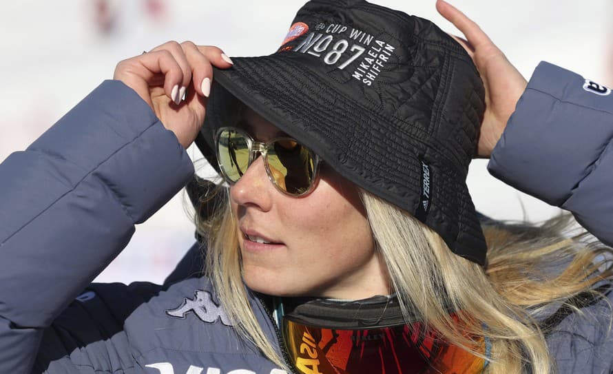 Americká lyžiarka Mikaela Shiffrinová (29) sa podelila o nepríjemnú skúsenosť so svojím susedmi. 