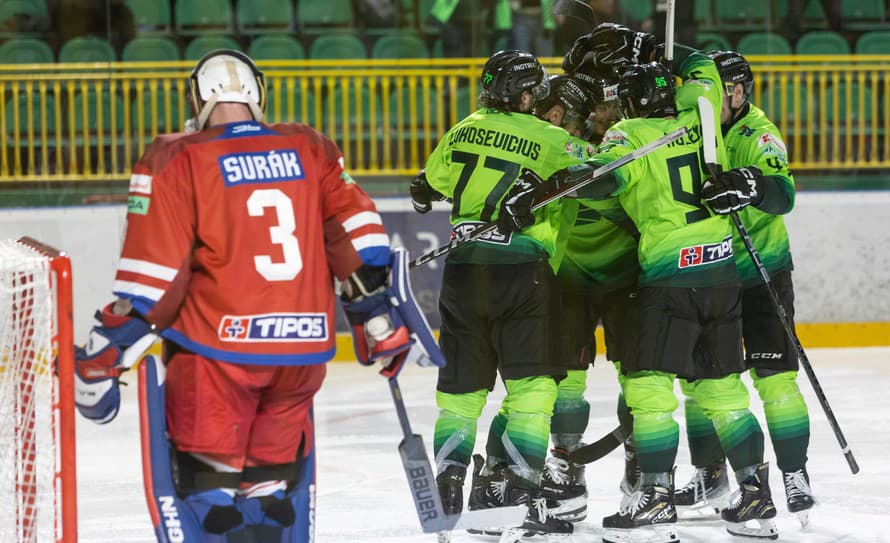 Po takmer piatich mesiacoch je slovenská najvyššia hokejová súťaž späť! Už pred štartom sezóny sa v kuloároch písalo, že nový ročník ...