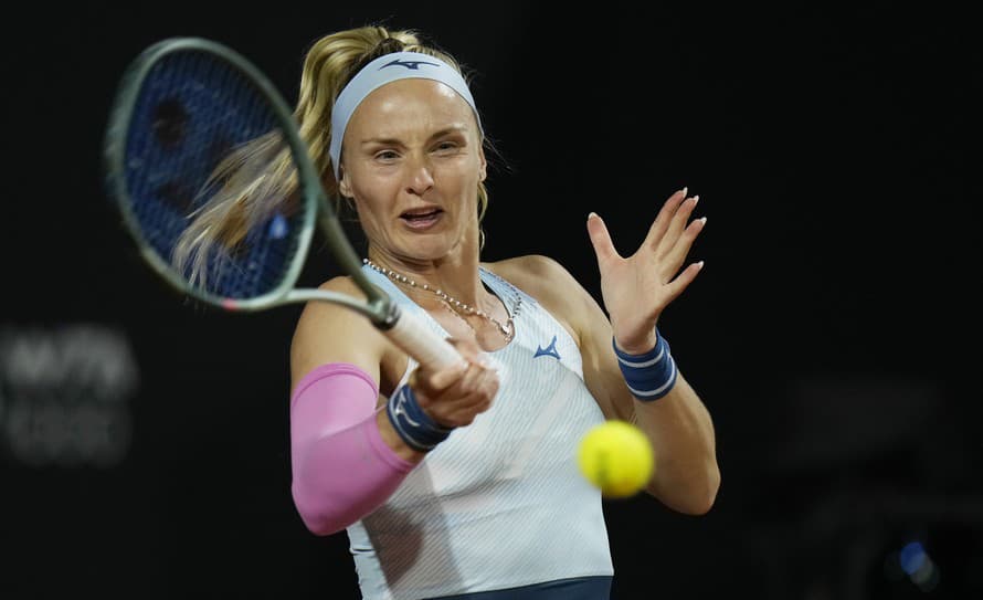 Slovenská tenistka Rebecca Šramková neuspela v 3. kole dvojhry na turnaji WTA 1000 v Pekingu. V boji o osemfinále podľahla Paule Badosovej ...