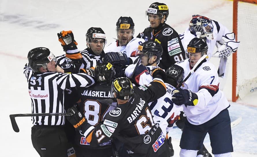 Súčasťou medzinárodnej hokejovej akcie pod názvom Winter Hockey Games bude v decembri aj slovenské derby medzi HC Slovan Bratislava a ...