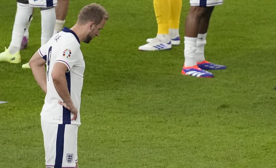 Anglickí futbalisti zakopli v treťom kole B-divízie Ligy národov s Gréckom. Hráči Albionu v 2. skupine prehrali vo Wembley v súboji o ...