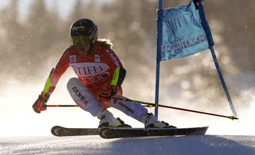 Švajčiarska lyžiarka Lara Gutová-Behramiová (33) prekvapivo vynechala svoje obľúbené víkendové preteky v rakúskom Söldene.