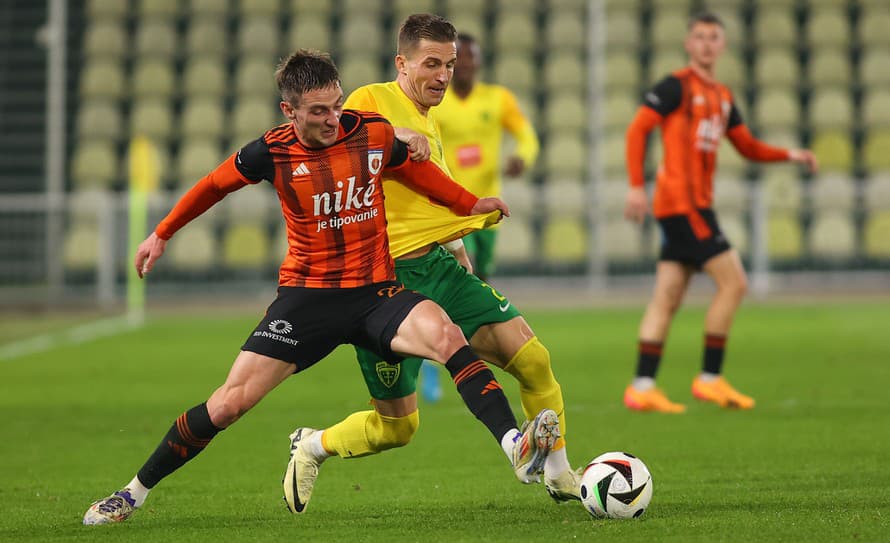 Futbalisti MŠK Žilina privítali v dohrávke druhého kola v krajskom derby na domácom trávniku hráčov MFK Ružomberok a zvíťazili 3:1. Hrdinom ...