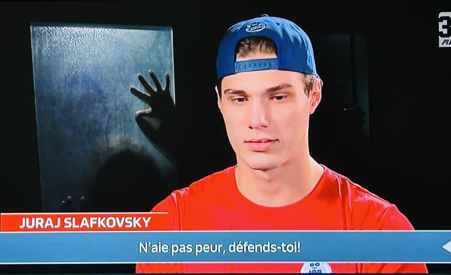 Juraj Slafkovský (20), známy nielen svojím talentom na ľade, ale aj svojou bojovnosťou, sa nedávno postaral o vtipnú odpoveď, ktorá obletela ...