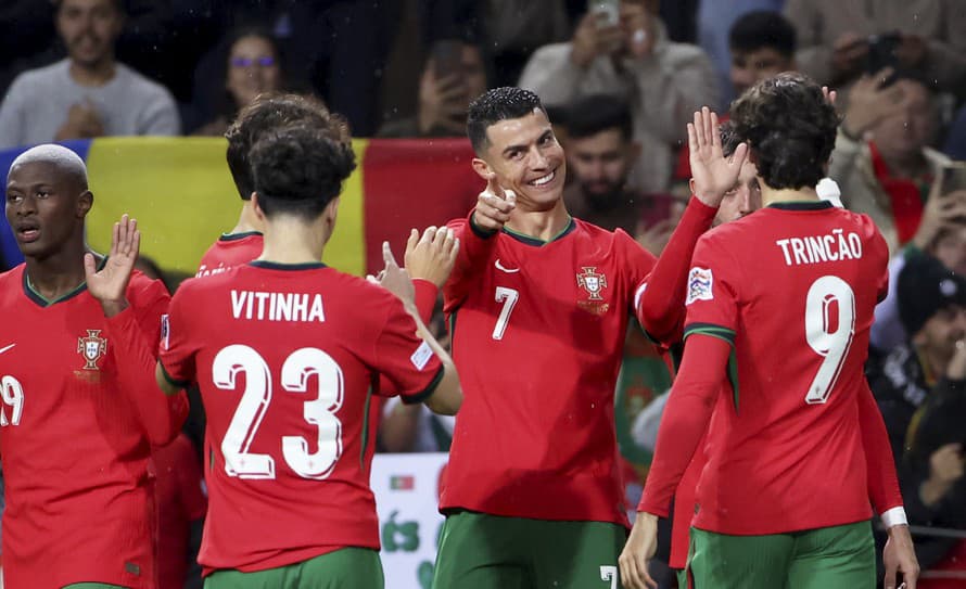 Portugalskí futbalisti si v piatkovom zápase A-divízie Ligy národov zaistili postup do štvrťfinále.