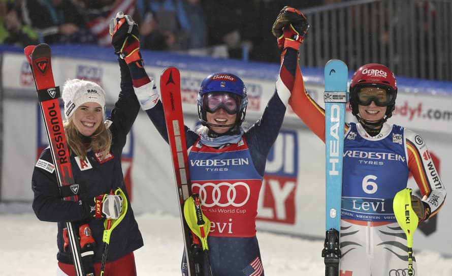 Americká lyžiarka Mikaela Shiffrinová triumfovala v prvom slalome novej sezóny Svetového pohára. Vo fínskom Levi si pripísala 98. víťazstvo ...