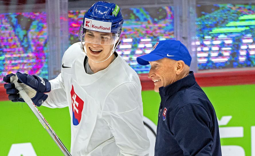 Slovenský hokejový útočník Juraj Slafkovský (20) odštartoval svoju tretiu sezónu v NHL, no viac sa u nás hovoril o jeho rozhovore v zámorí. ...