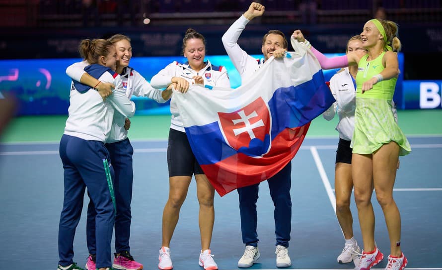 Dosiahli životný úspech, napriek tomu sa nevyhli kritickým slovám od tenisového odborníka Jana Kukala. Slovenské tenistky ale nezostali ...