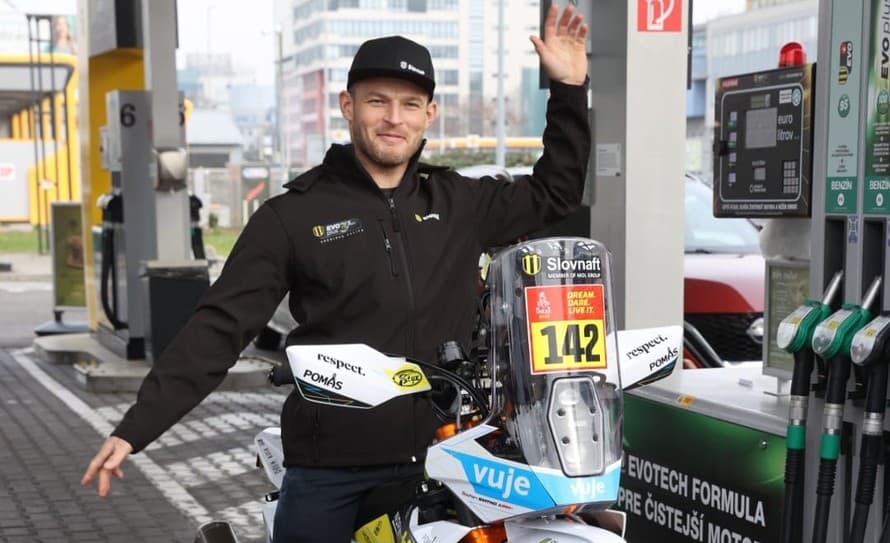 Slovenská motocyklová legenda Štefan Svitko (42) odchádza 29. decembra na svoj už 16. Dakar, no jeho návrat na najťažšie motoristické ...