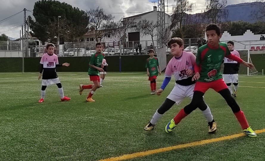 Poriadne sa rozhorčila. Mama mladého futbalistu španielskeho tímu RCD Espanyol Albolote sa rozhodla zobrať spravodlivosť do vlastných ...