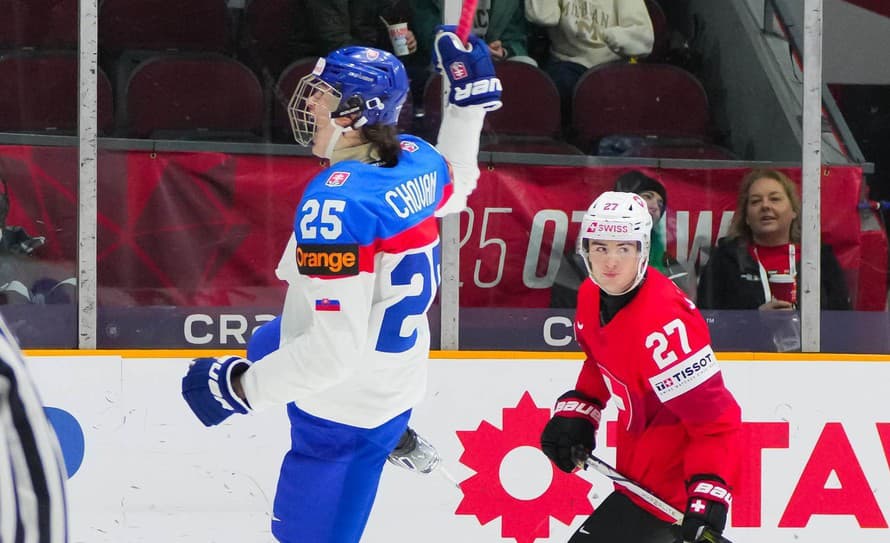 Útočník Ján Chovan bol jedným z hrdinov slovenského tímu, ktorý v piatkovom zápase zvíťazil nad Švajčiarskom 2:1 na hokejových MS hráčov ...