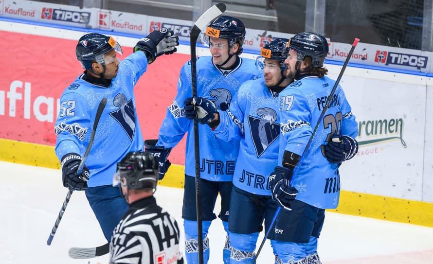 Majú formu, ako lusk! Hokejisti Slovana sú v decembri jednoznačne najlepším tímom extraligy. Zverenci trénera Petra Oremusa bodovali ...