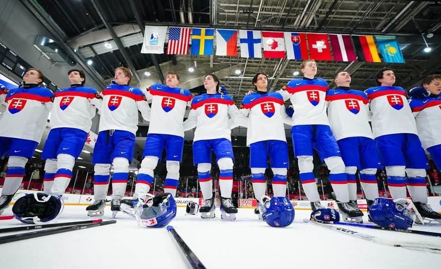 Slovenskí hokejisti nastúpia na nasledujúcich MS hráčov do 20 rokov v USA v základnej skupine proti Fínsku, Česku, Lotyšsku a nováčikovi ...